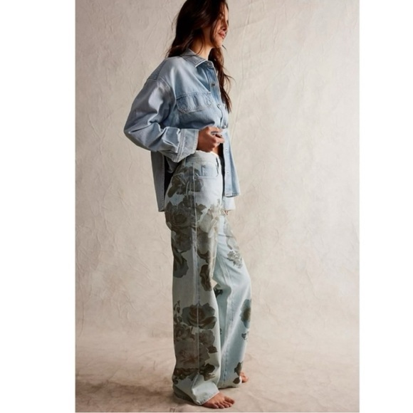 Free People Tinsley 90s Baggy Floral Wide Leg Straight Jeans 32 Grunge NWT NEW - Picture 6 of 16